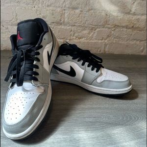 Nike Air Jordan 1 light smoke grey US12